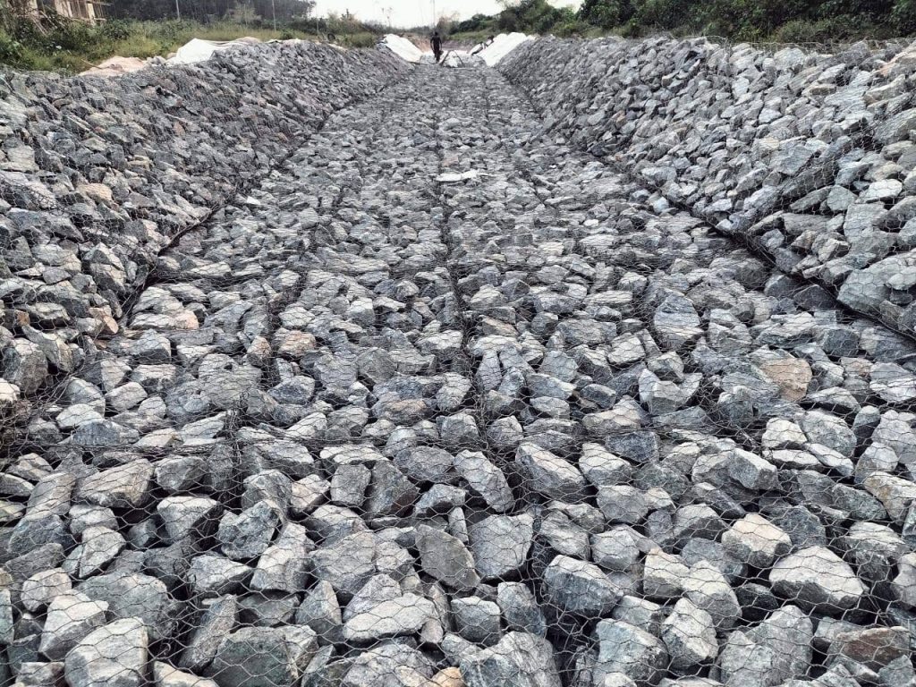 Construction of Culverts and Drainages In Federal Polytechnic Orogun, Delta State.